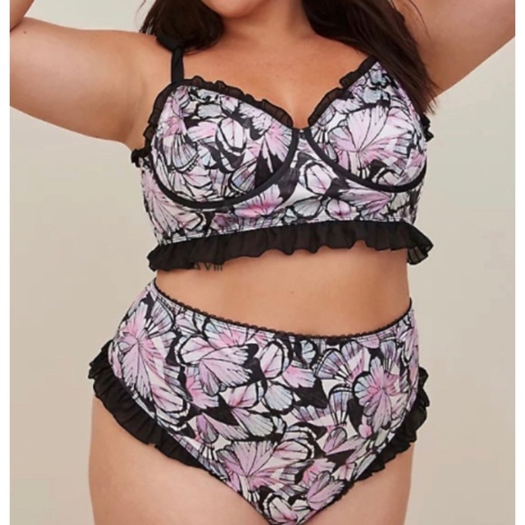 🆕 Satin Ruffle High Rise Thong Panty Set 2 2X 18 20 NWT Torrid New! - Picture 8 of 10